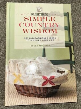 Country Living Simple Country Wisdom by Susan Waggoner - Green Cover